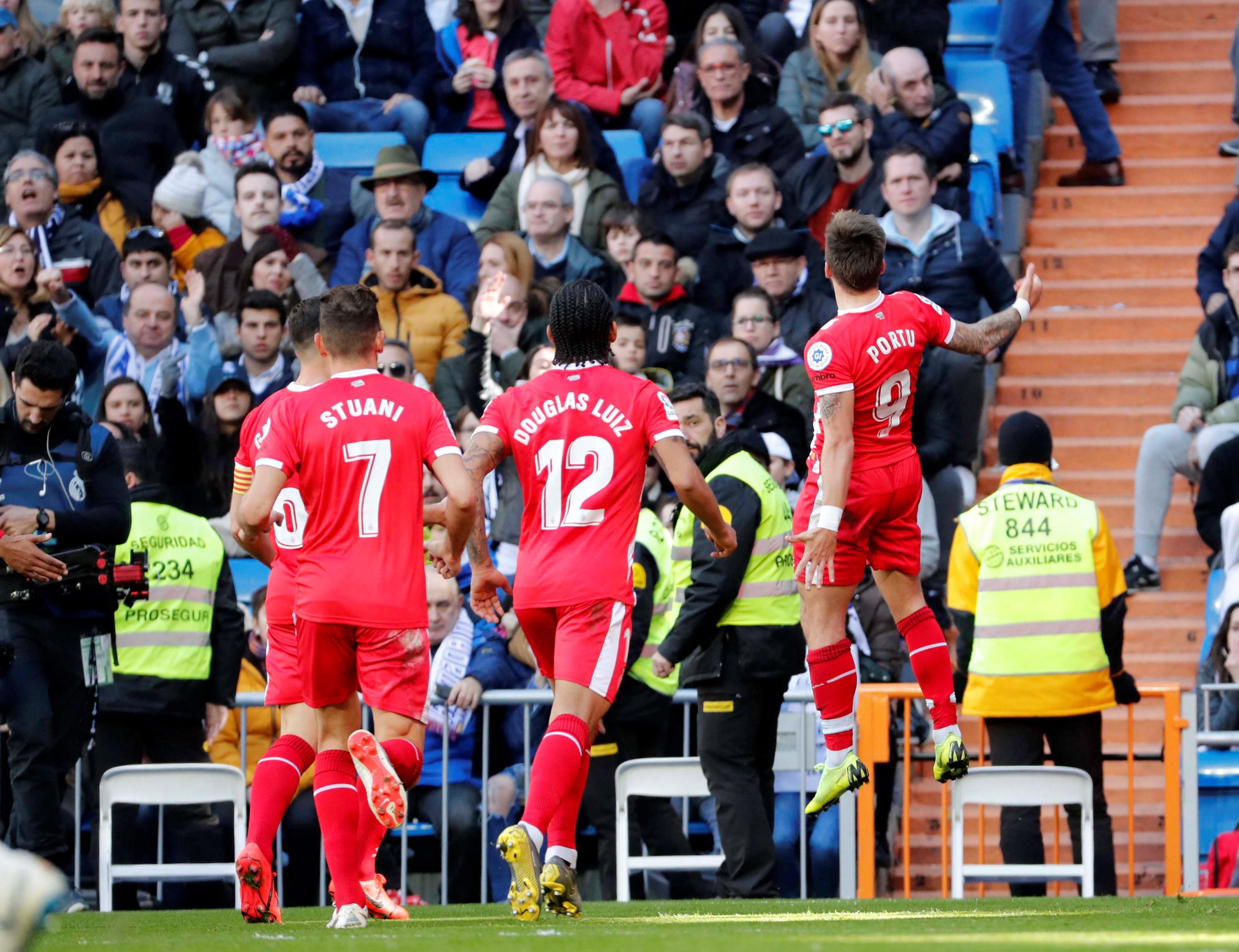 与到巴塞罗 与到巴塞罗